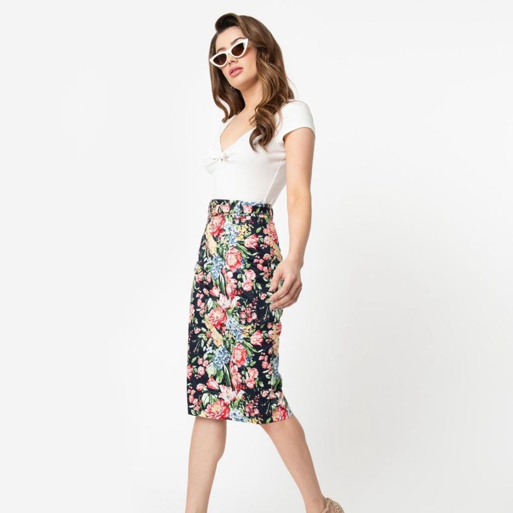 Unique Vintage Floral Pencil Skirt - Black and Pink